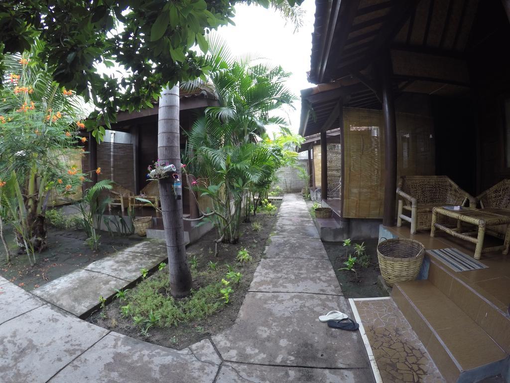 Alexyane Paradise Bungalow Гили Траванган Экстерьер фото