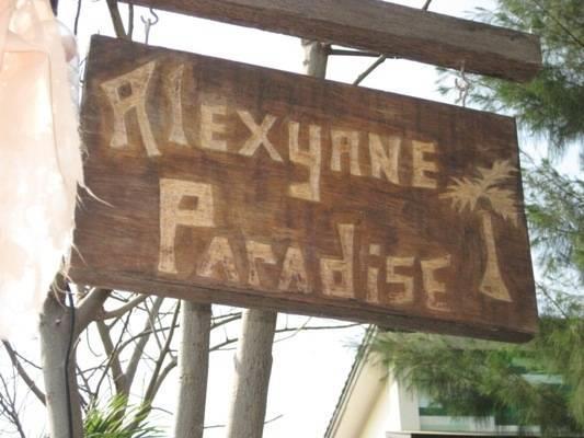 Alexyane Paradise Bungalow Гили Траванган Экстерьер фото