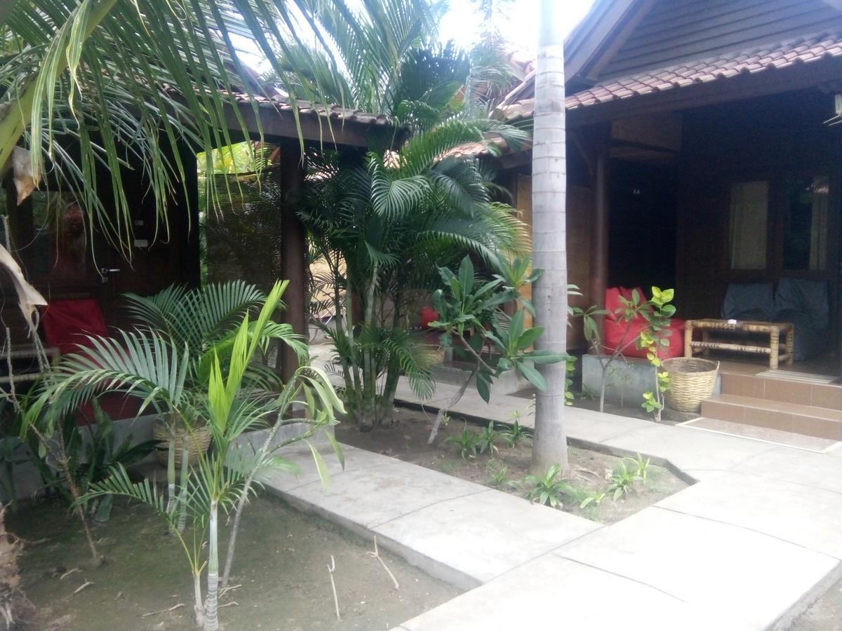 Alexyane Paradise Bungalow Гили Траванган Экстерьер фото